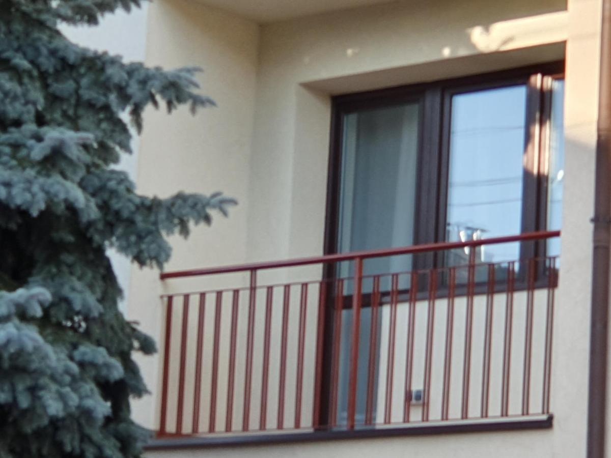Hostel Mleczna - Metro Zacisze Varšava Exteriér fotografie