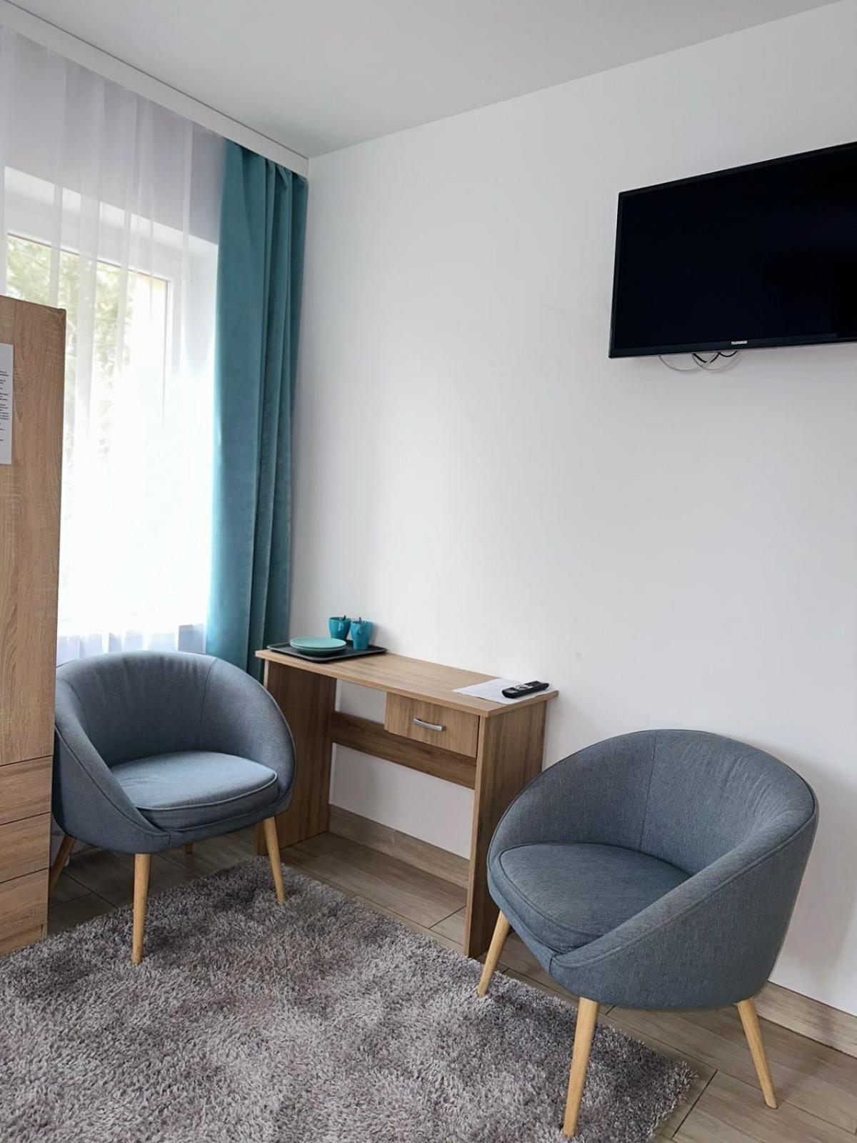 Hostel Mleczna - Metro Zacisze Varšava Exteriér fotografie